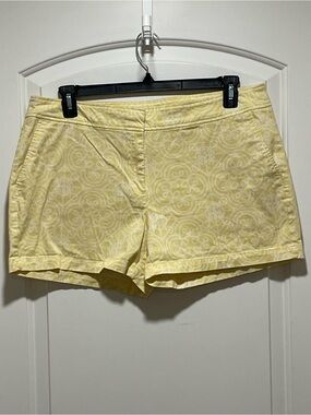 Vaca Ready! Juniper + Lime Womens Sz 16 Light Yellow & White Printed  Shorts